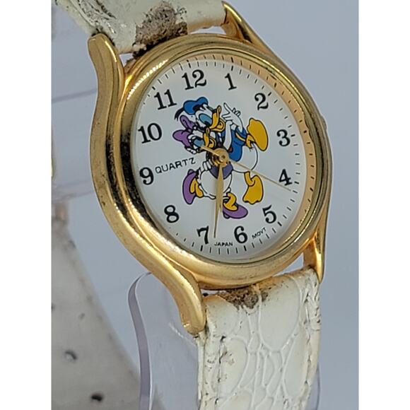 Vintage Disney Donald Duck Gold Watch - Unique Collectible Timepiece - Picture 5 of 8